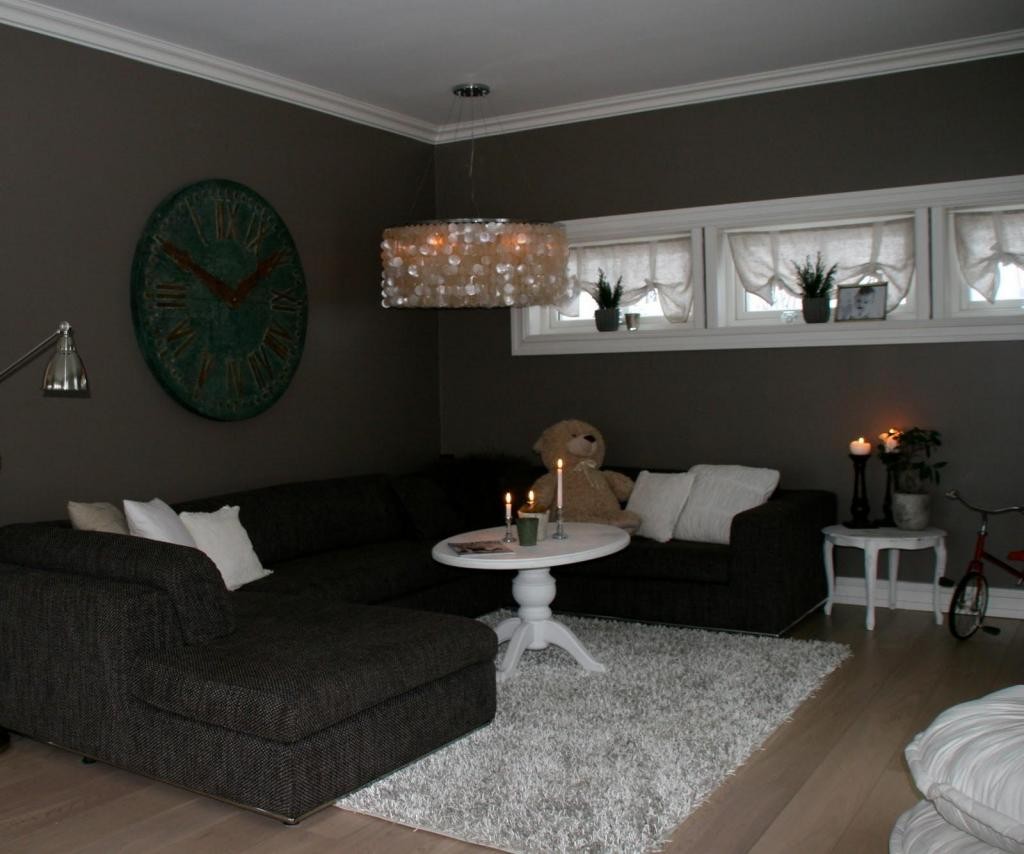 Living Room: Good Paint Color For Small Dark Living Room With